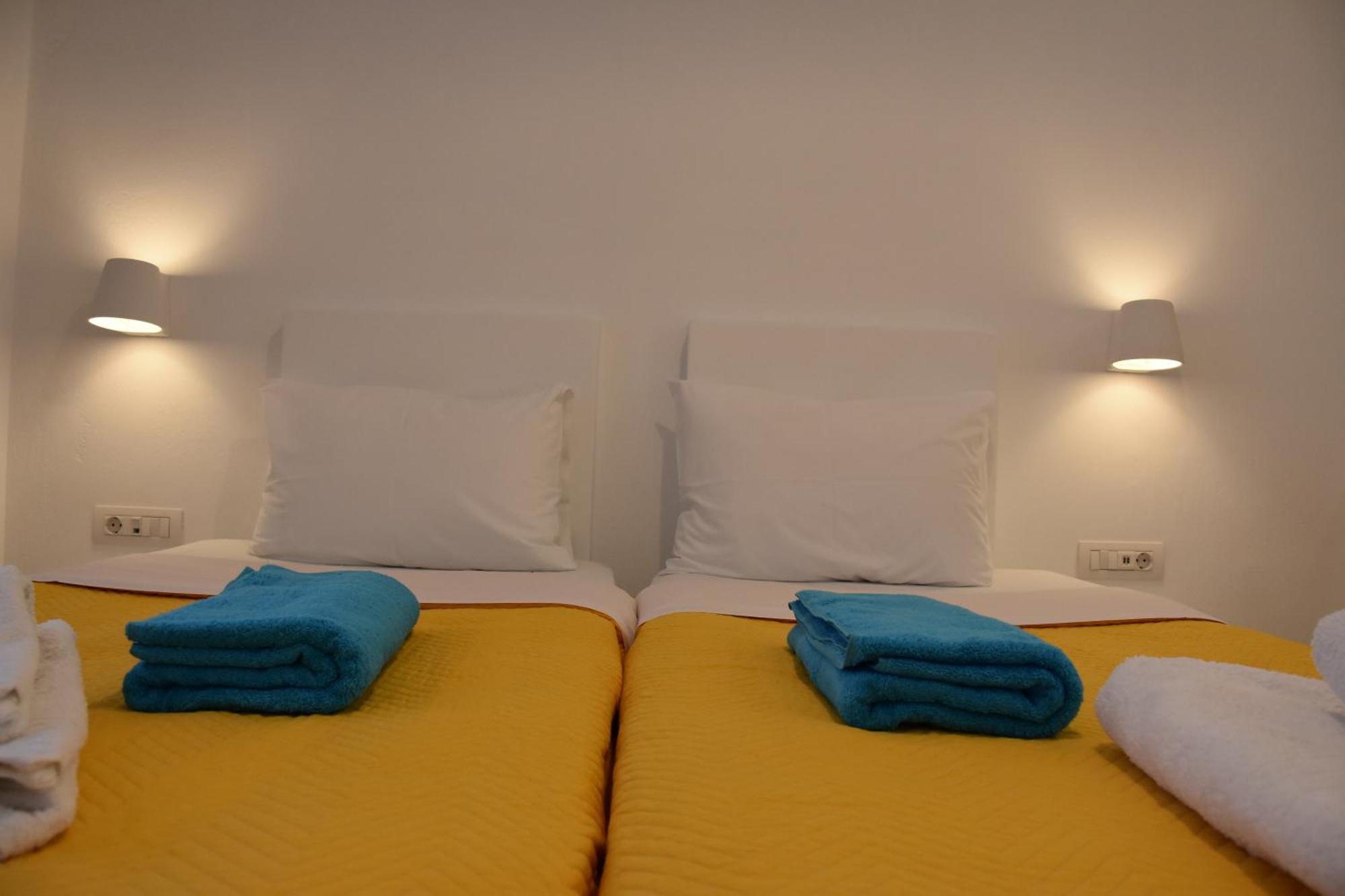 Arion Bay Hotel Santorini Kamari  Bilik gambar