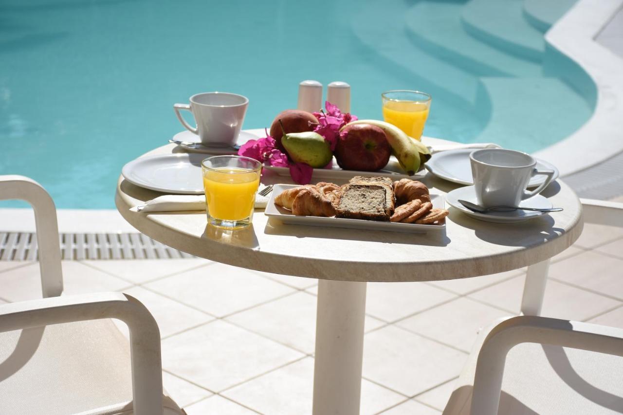 Arion Bay Hotel Santorini Kamari  Luaran gambar